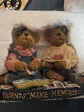 Friendship Bears Decorative Figurine - Boyd’s Bears
